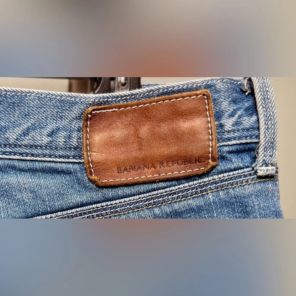 BANANA REPUBLIC Straight Leg Jeans